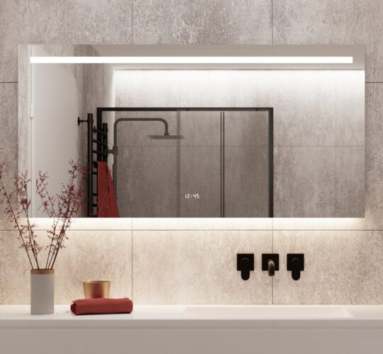 Luxe design spiegel met verlichting, spiegelverwarming, digitale klok en sensor met handige dimfunctie.