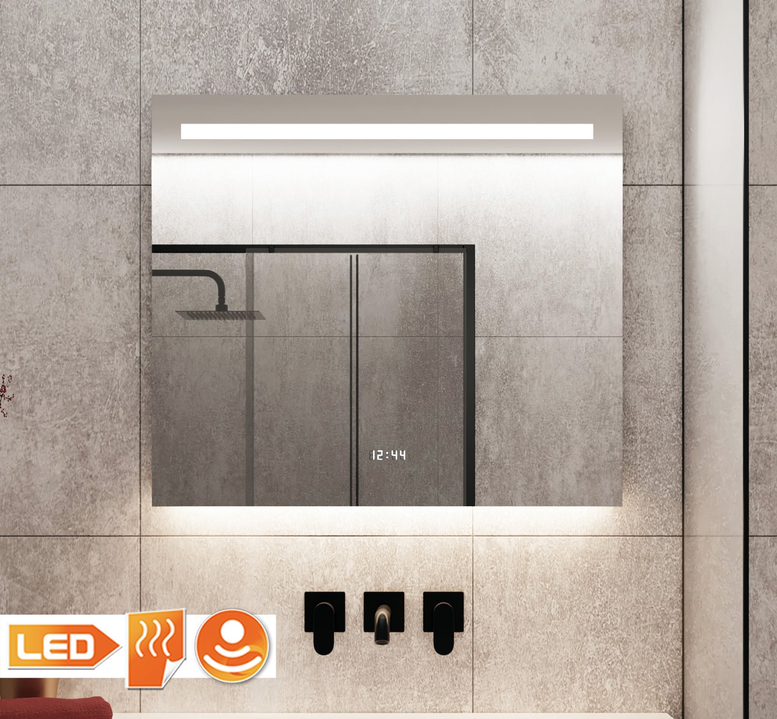 Fraaie 80 cm brede badkamer spiegel met klok verlichting en verwarming