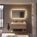 Deze populaire badkamer spiegel met directe en indirecte verlichting is 120 cm breed, 70 cm hoog en slechts 3 cm diep