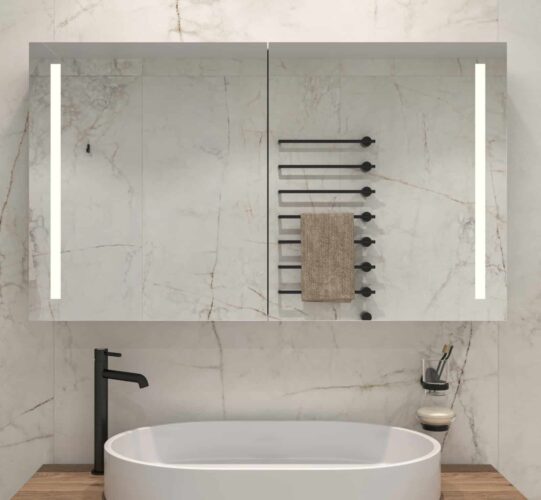 Fraaie aluminium spiegelkast voor in de badkamer, een echte eyecatcher!