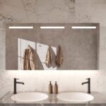 Populair model spiegelkast met geïntegreerde verlichting en verwarming, geeft veel licht en sfeer in de badkamer