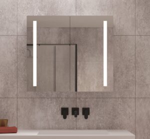 Aluminium badkamer spiegelkast, uitgevoerd met verlichting en spiegelverwarming