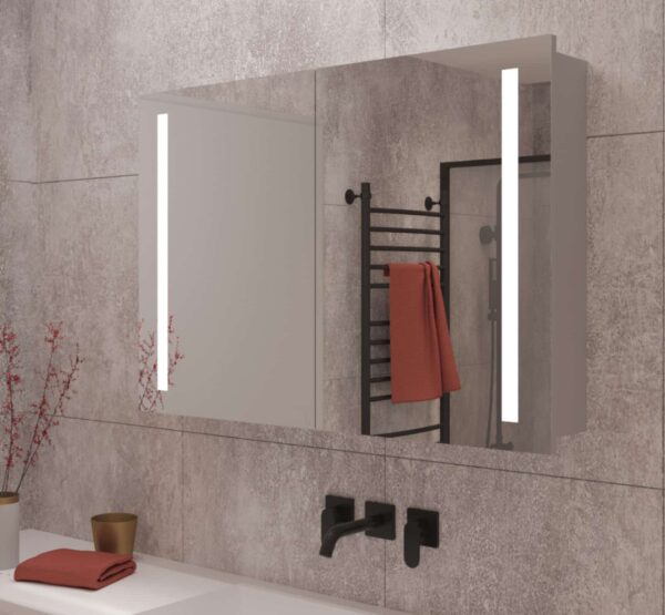 Luxe aluminium badkamerspiegelkast met verlichting en spiegelverwarming