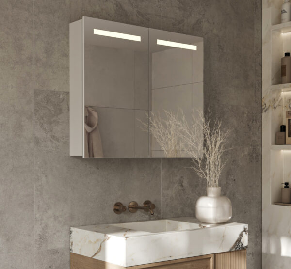 Stijlvolle aluminium badkamer spiegelkast, voorzien van verlichting, spiegelverwarming, 2 geaarde stopcontacten en een geïntegreerde make-up spiegel