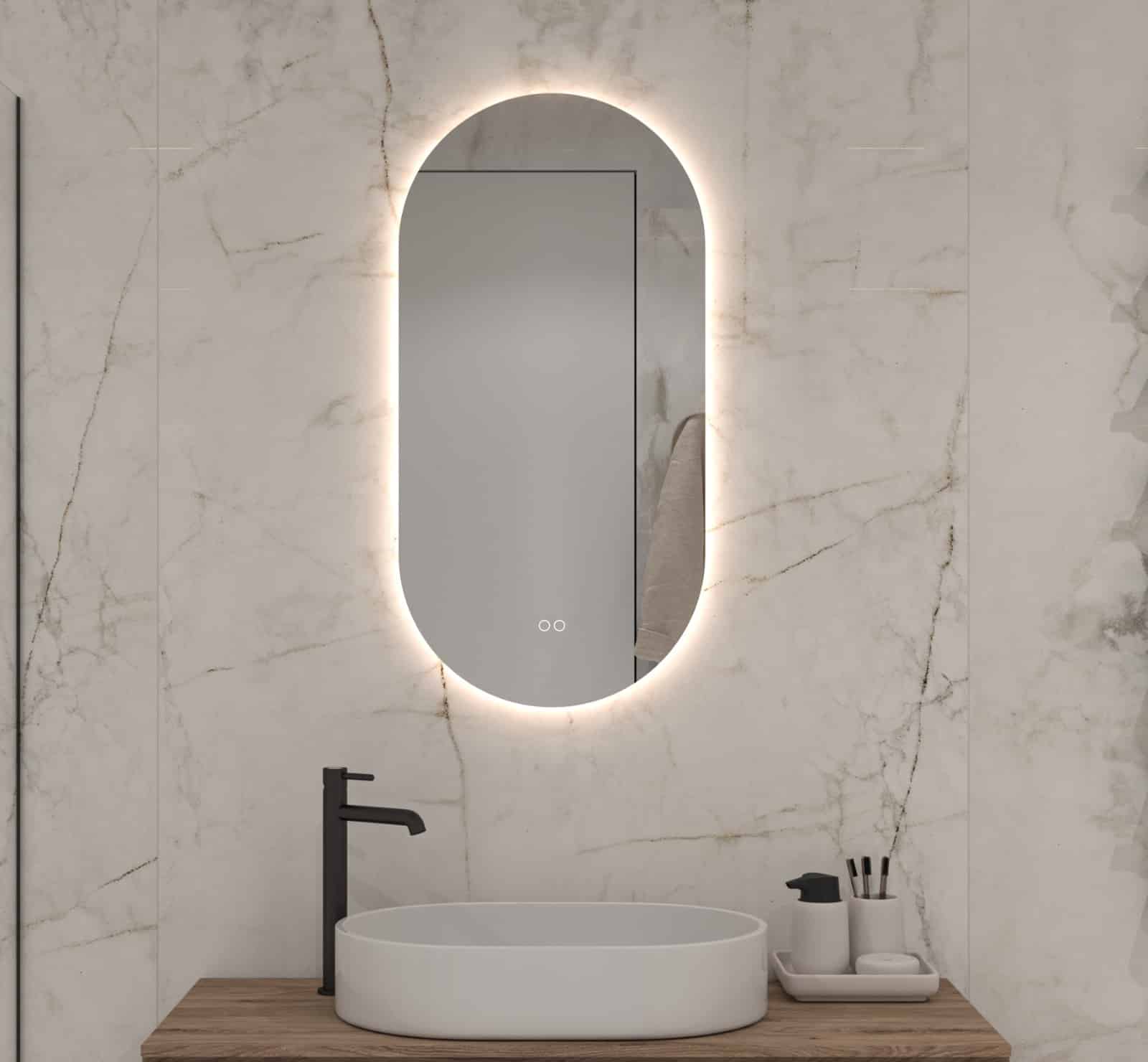 Verticale ovale badkamerspiegel met ingebouwde verlichting, spiegelverwarming en dubbele touch schakelaar met dimfunctie en instelbare lichtkleur