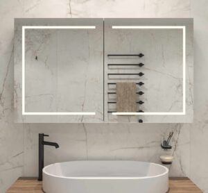 Aluminium design spiegelkast met geïntegreerde verlichting, spiegelverwarming en 2 geaarde stopcontacten