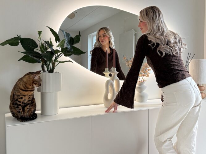 Organische spiegel voor in de slaapkamer